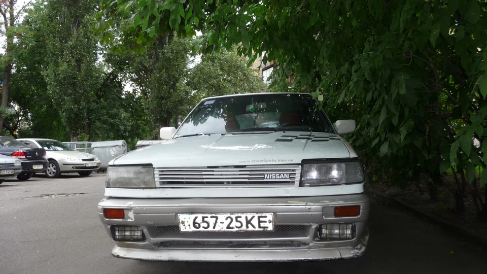 Nissan Bluebird 2