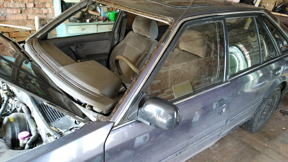 Nissan Bluebird 2