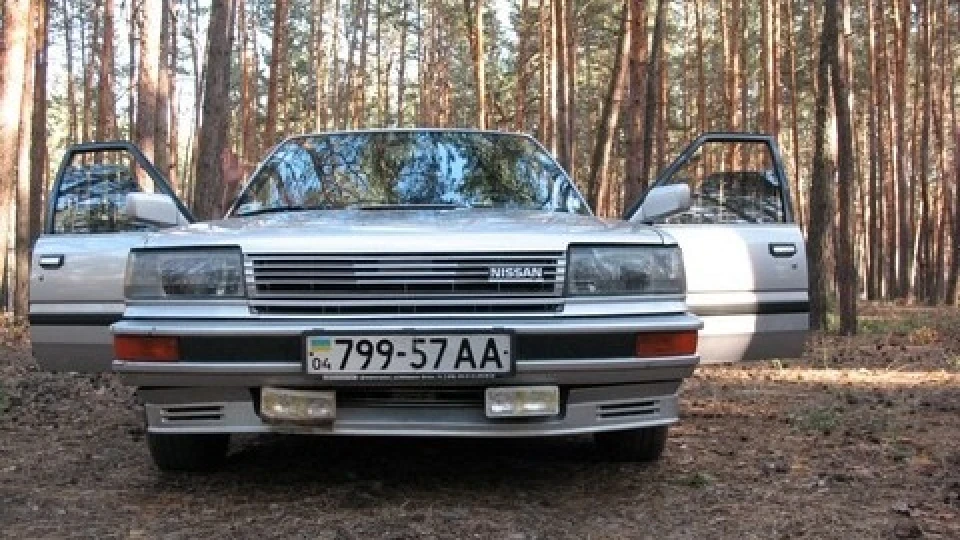 Nissan Bluebird 2