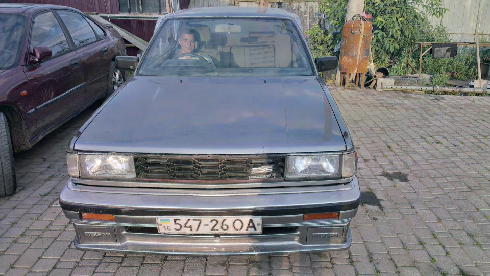 Nissan Bluebird 2