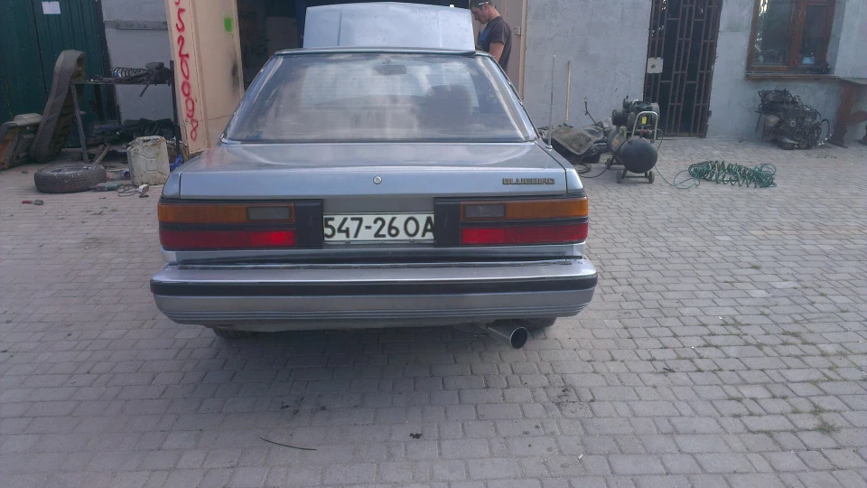 Nissan Bluebird 4