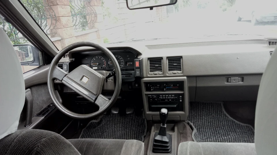Nissan Bluebird 3