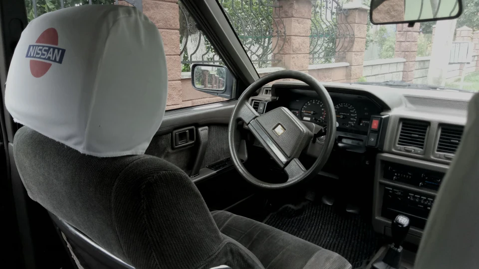 Nissan Bluebird 4