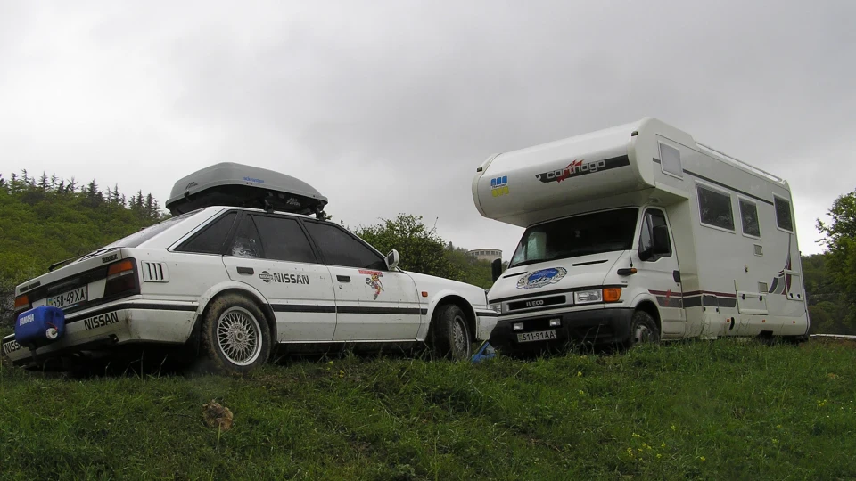 Nissan Bluebird 2