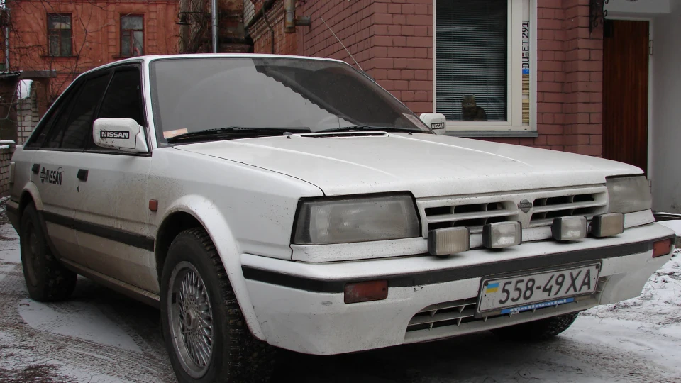 Nissan Bluebird 4