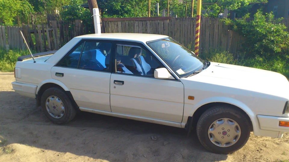 Nissan Bluebird 5