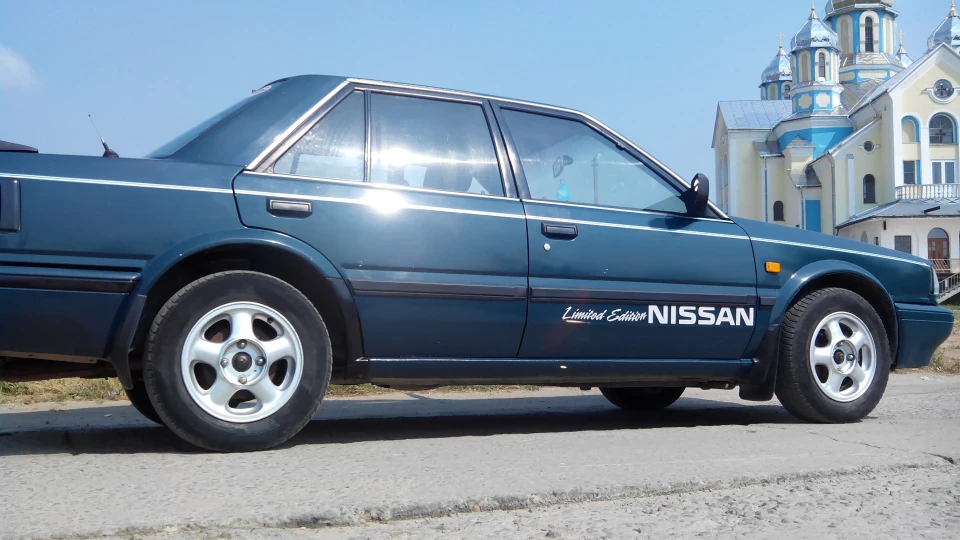 Nissan Bluebird 3