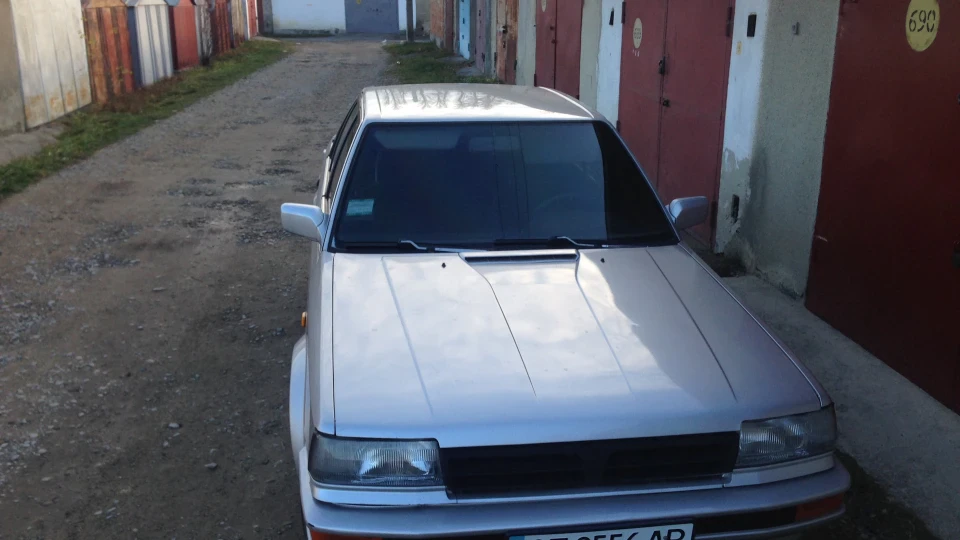 Nissan Bluebird 5