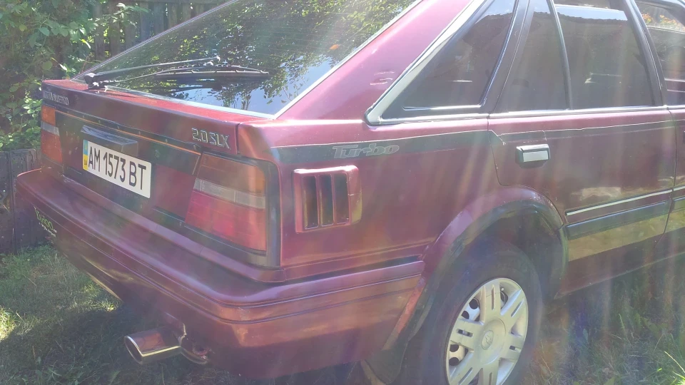 Nissan Bluebird 2