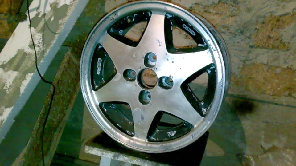 Nissan Bluebird 2