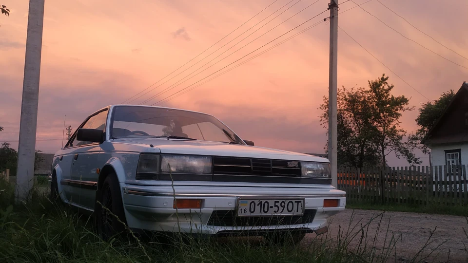 Nissan Bluebird 1.8 2