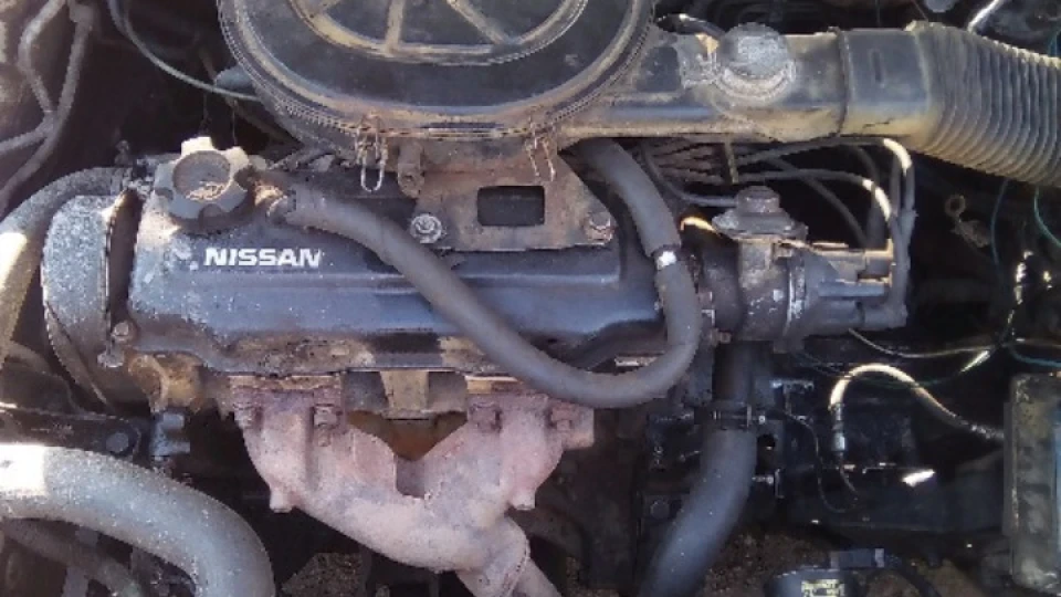 Nissan Bluebird 2.0 carb 2