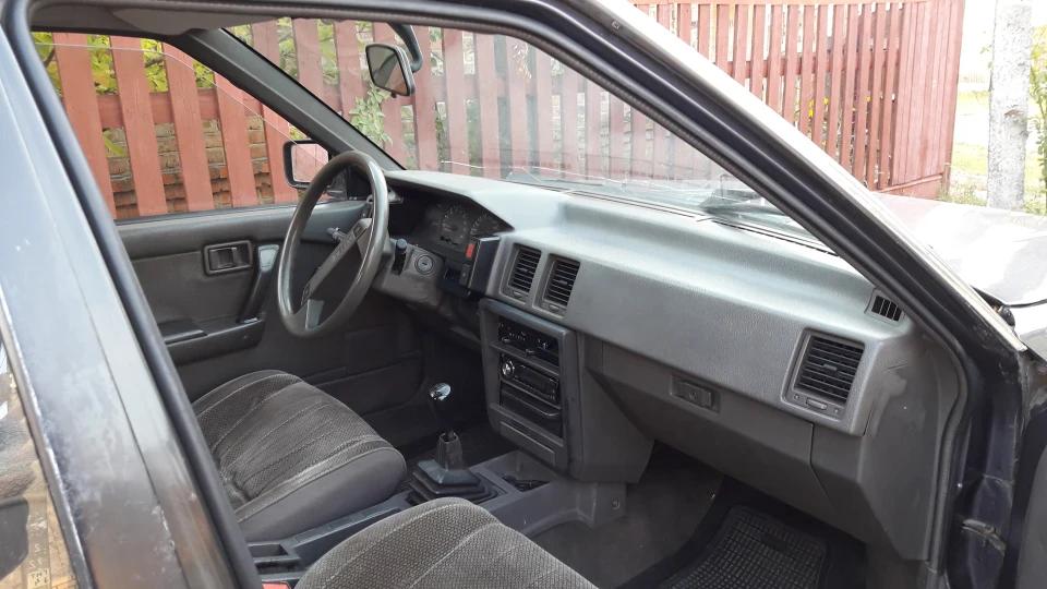 Nissan Bluebird 2.0 ЯпонаStyle 4