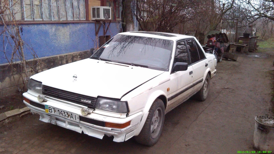 Nissan Bluebird 2.0i седан 3
