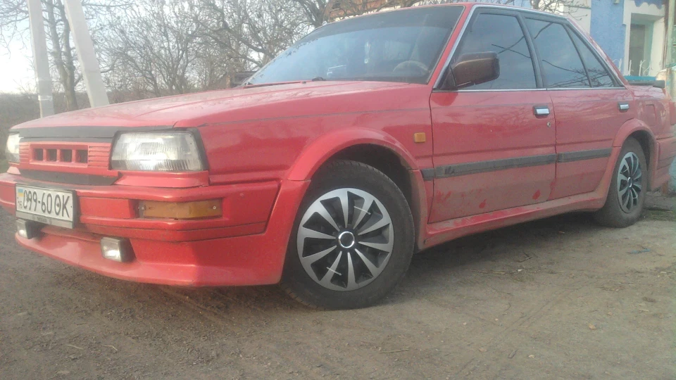 Nissan Bluebird 2.0i 3