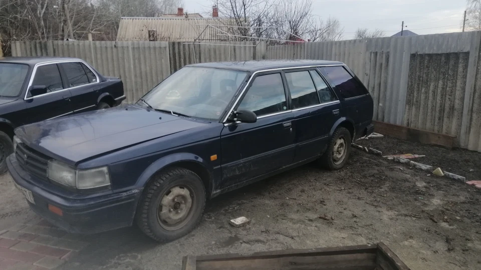 Nissan Bluebird 2х літровий дизель 2