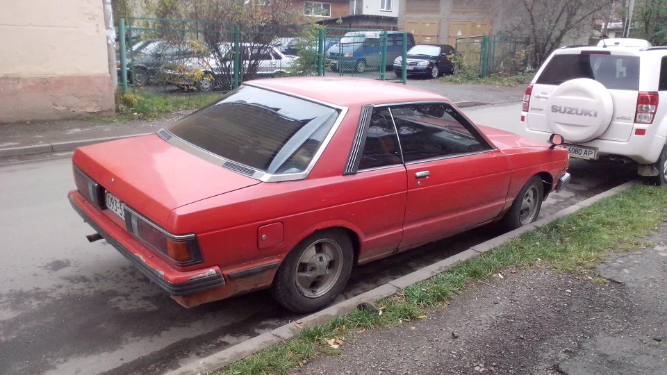 Nissan Bluebird 910 coupe L18T twincarb