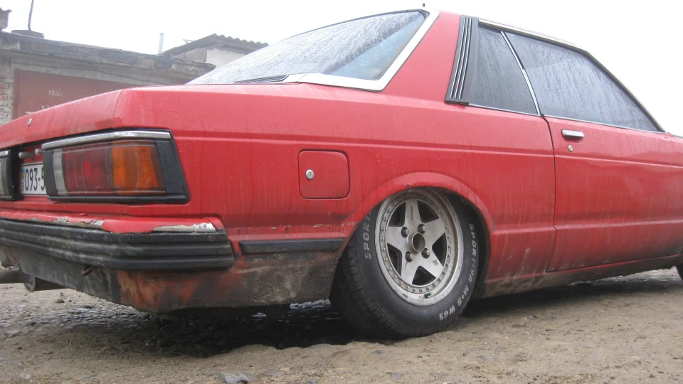 Nissan Bluebird 910 coupe L18T twincarb 4