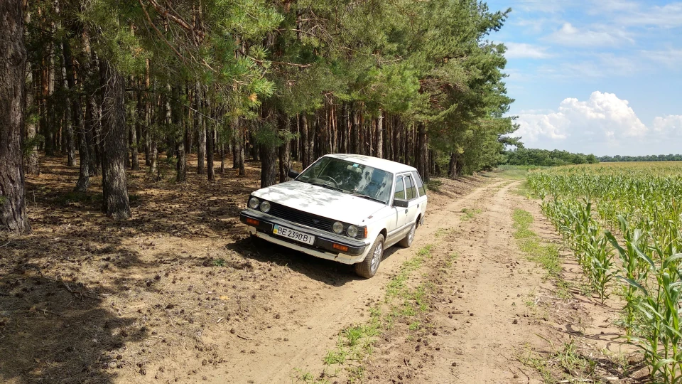 Nissan Bluebird CA16S 2