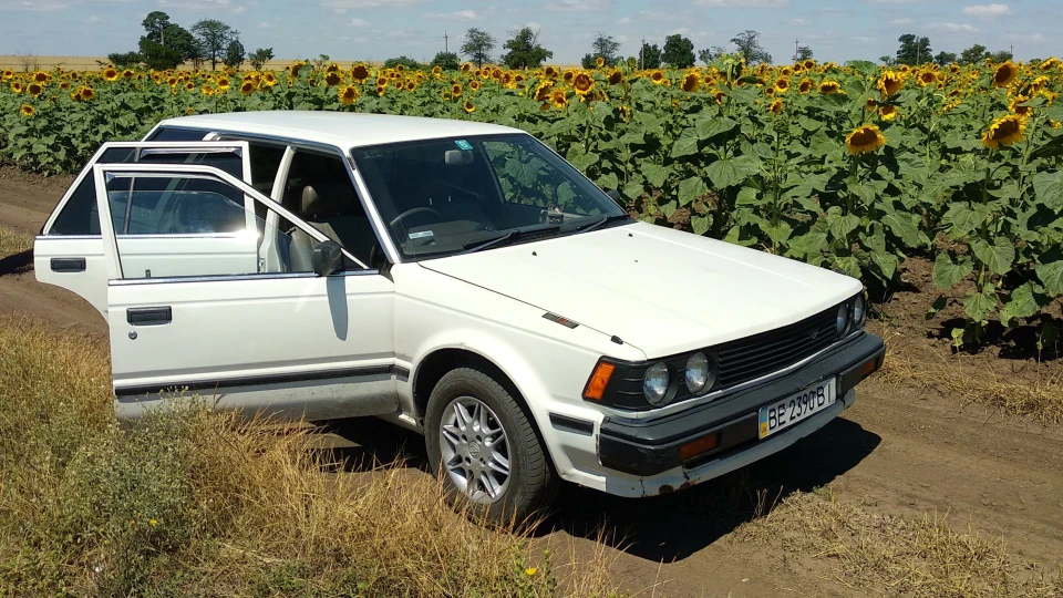 Nissan Bluebird CA16S 5