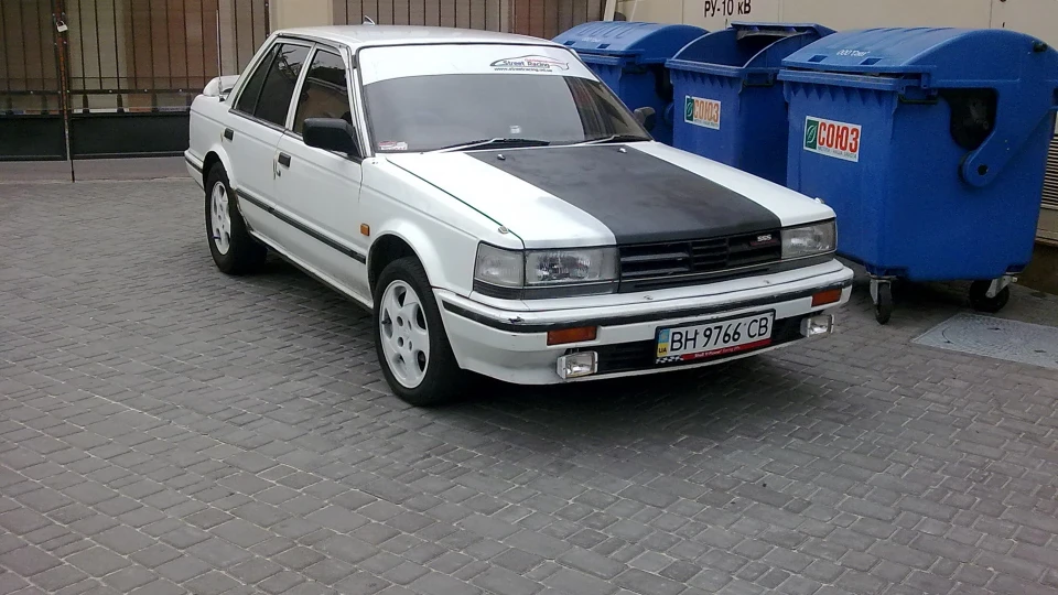 Nissan Bluebird Right 3