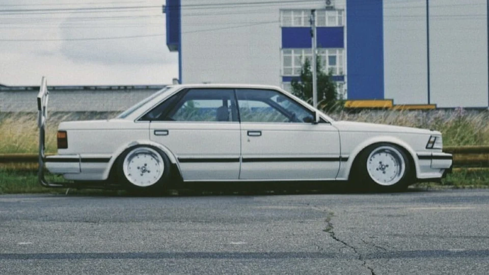 Nissan Bluebird SSS Hardtop 3