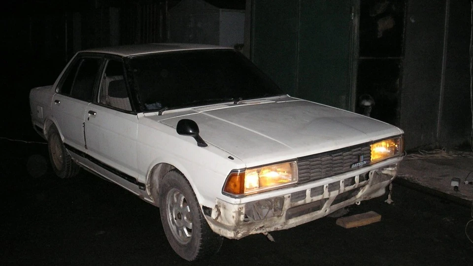 Nissan Bluebird SSS TURBO DATSUN 3