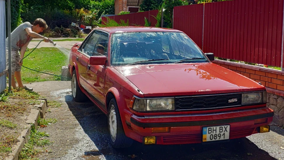 Nissan Bluebird SSS Turbo (U11,Hardtop) 3