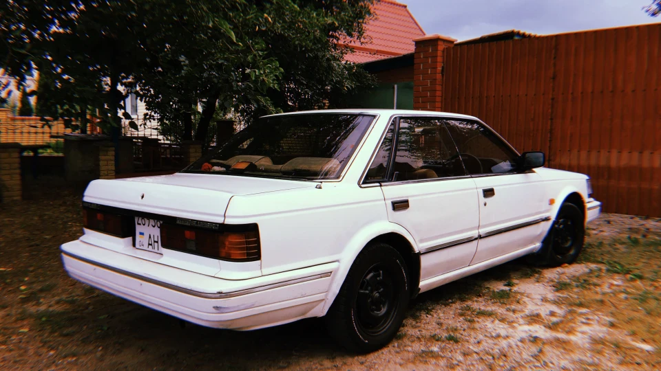 Nissan Bluebird SSS x 2