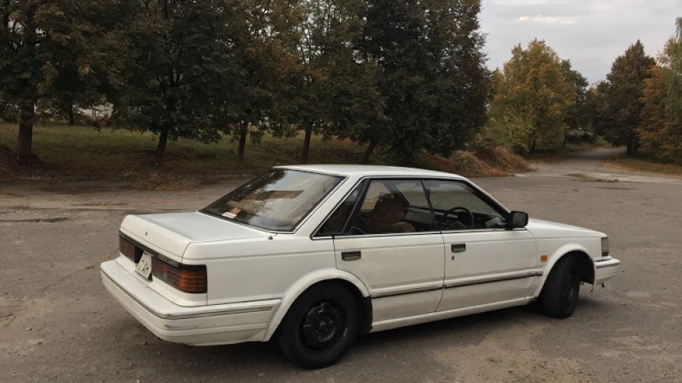 Nissan Bluebird SSS x 3