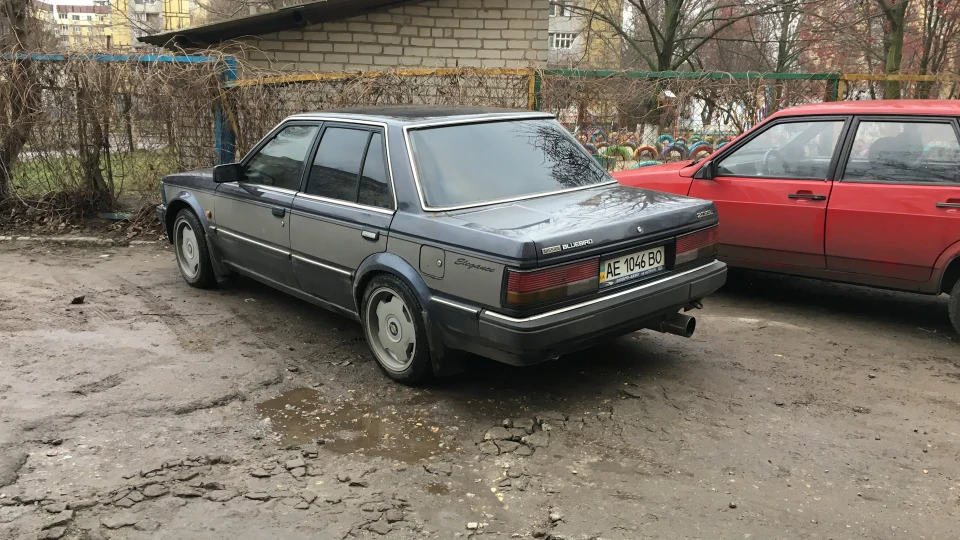 Nissan Bluebird Старий JDM Диван 5