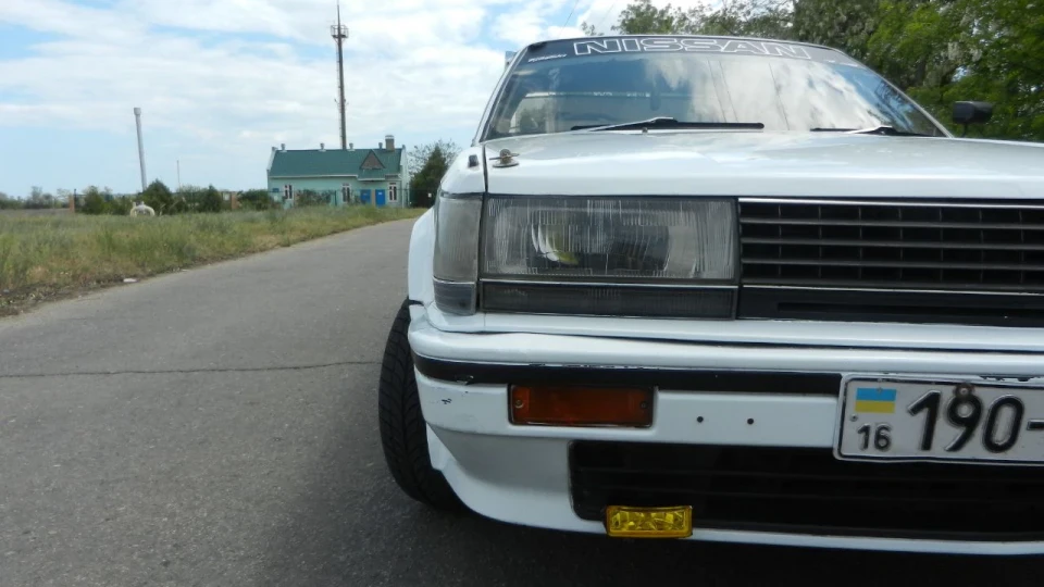 Nissan Bluebird U11 Select Limited 3
