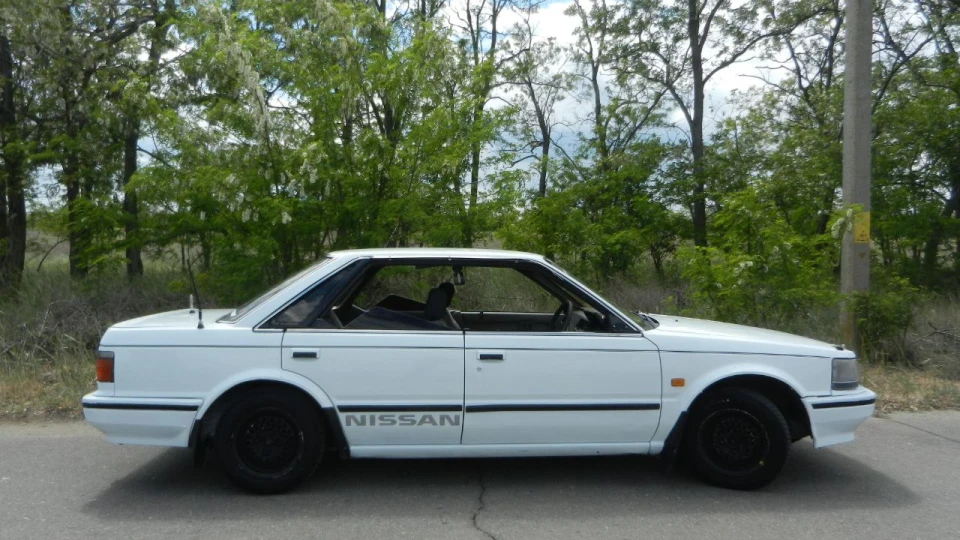 Nissan Bluebird U11 Select Limited 4