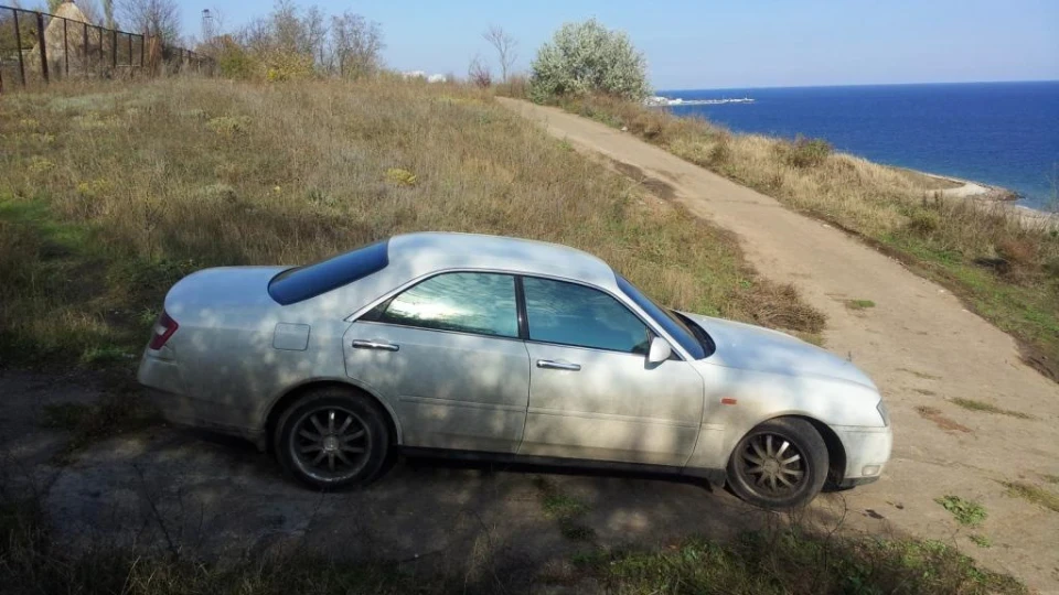 Nissan Cedric 3