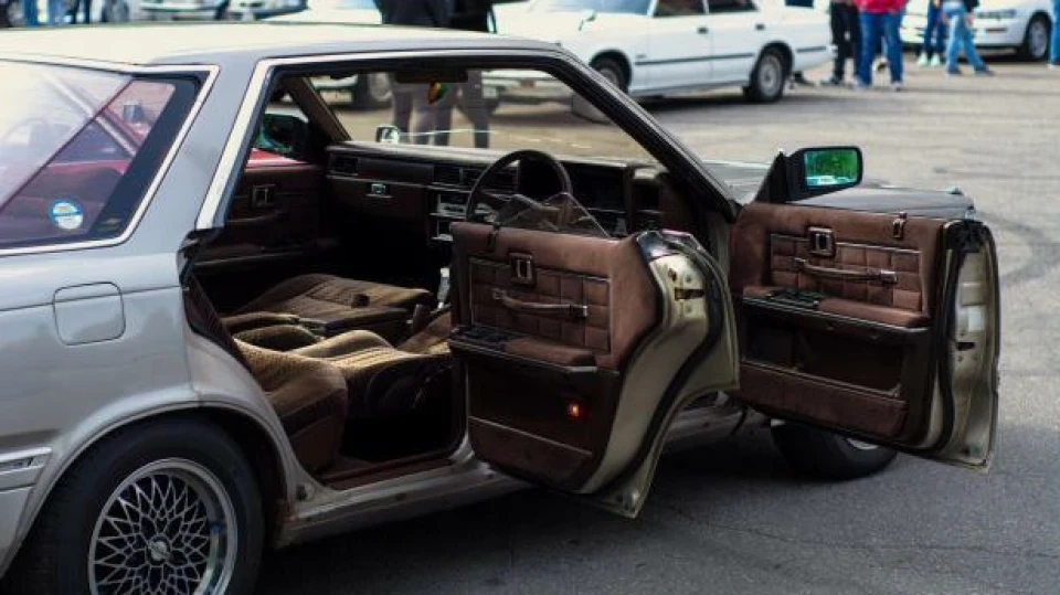 Nissan Cedric Don Cedron 4