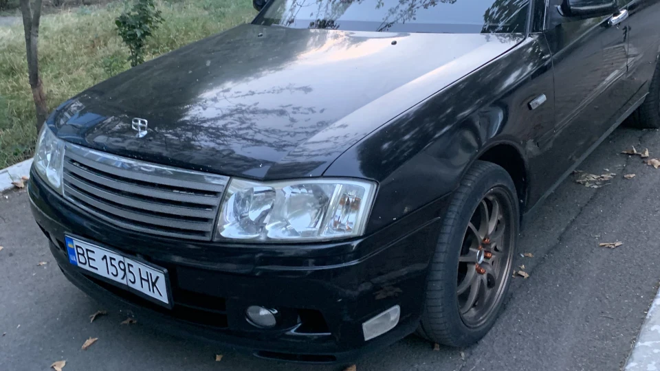 Nissan Gloria 2
