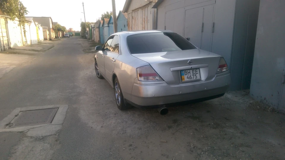 Nissan Gloria 3.0 Turbo Ultima 2