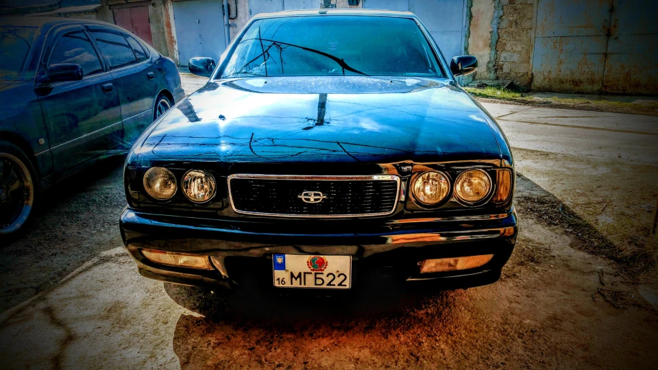 Nissan Gloria Back in Black 5