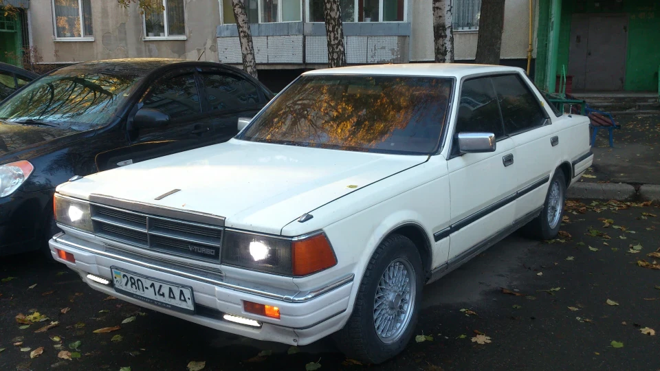Nissan Gloria Борт №1 4