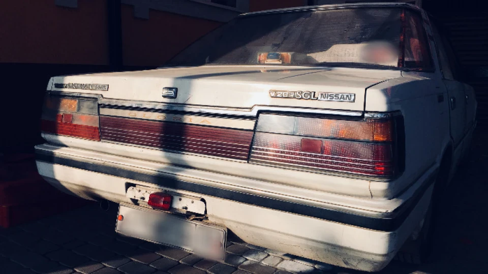 Nissan Gloria Y30 VG20E Made in Japan 2