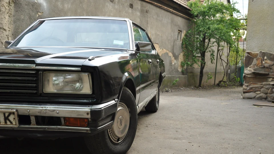 Nissan Gloria Y430 4