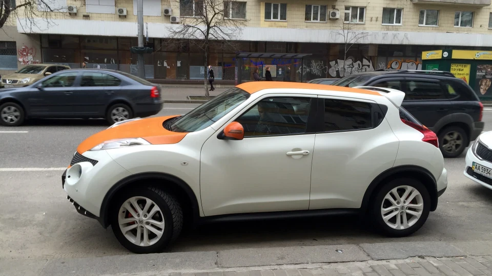 Nissan Juke 4WD+Turbo+NAVI 4