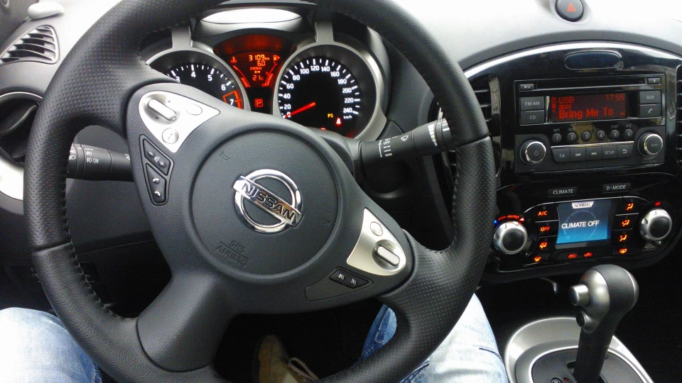 Nissan Juke Комплектація SE 1.6 2WD 2