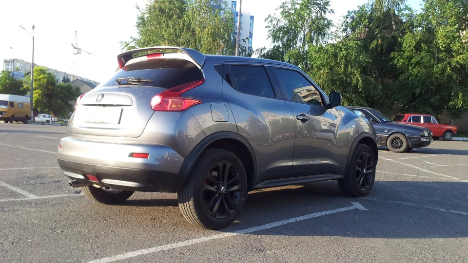 Nissan Juke Місяцехід 1.6 CVT LE 3