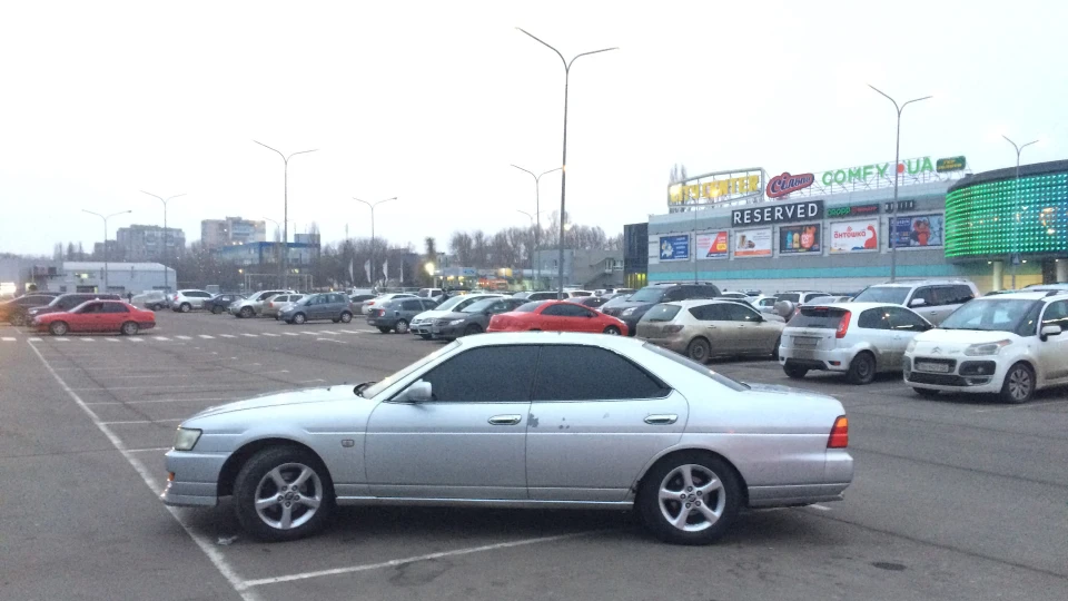 Nissan Laurel 🇯🇵 4