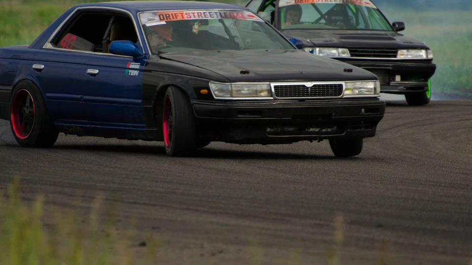 Nissan Laurel ドリーム 2