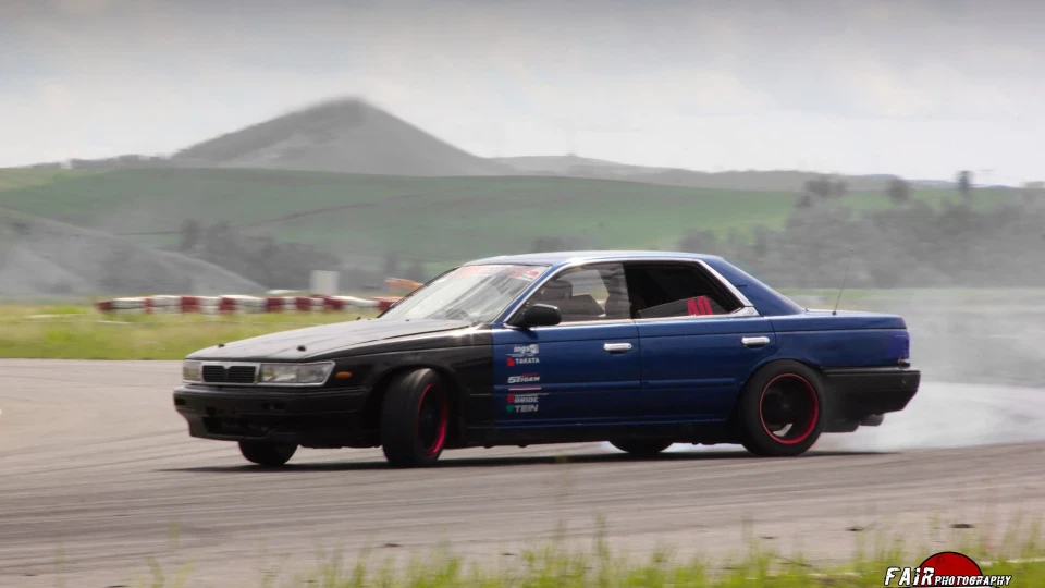 Nissan Laurel ドリーム 5