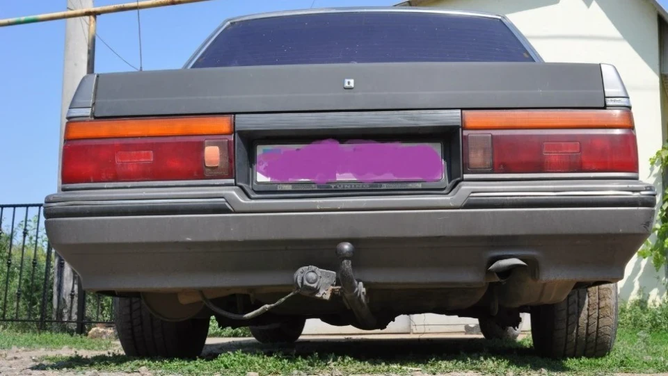 Nissan Laurel