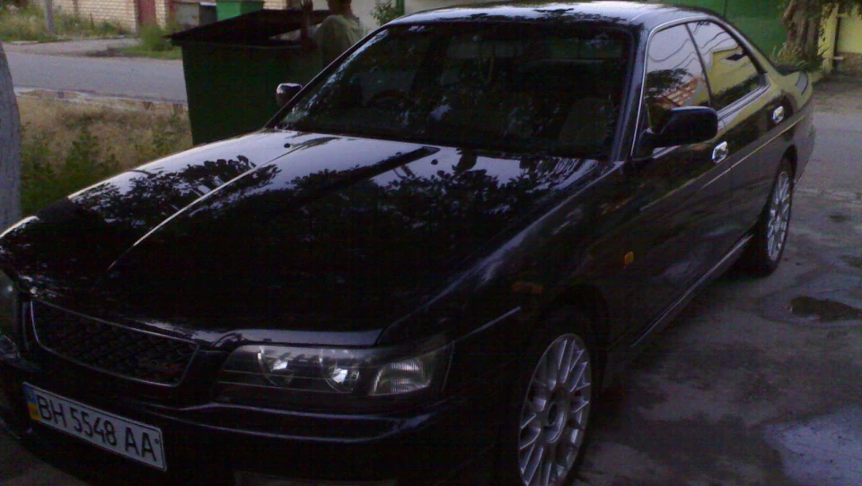 Nissan Laurel
