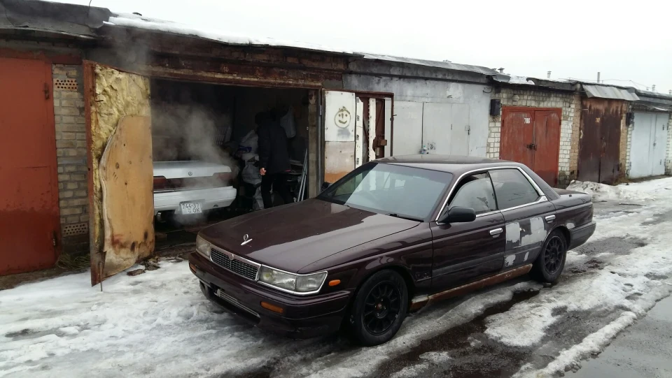 Nissan Laurel 4